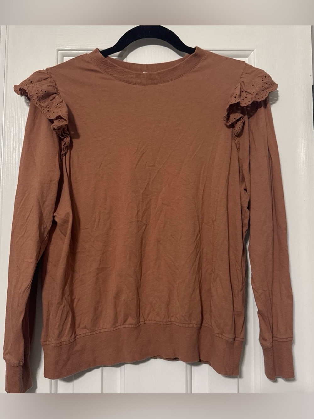Good Hart Ruffle long sleeve
